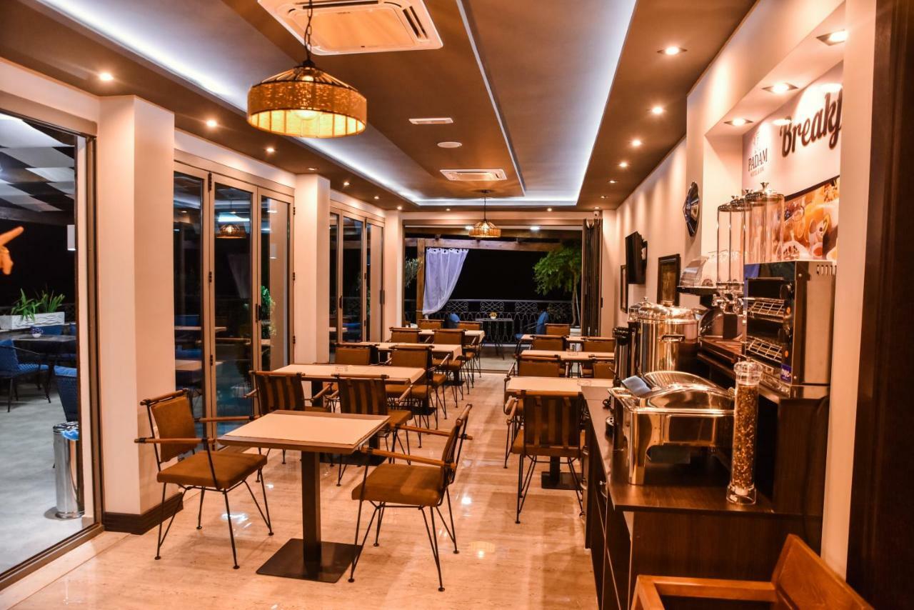 Padam Hotel & Spa Ulcinj Luaran gambar